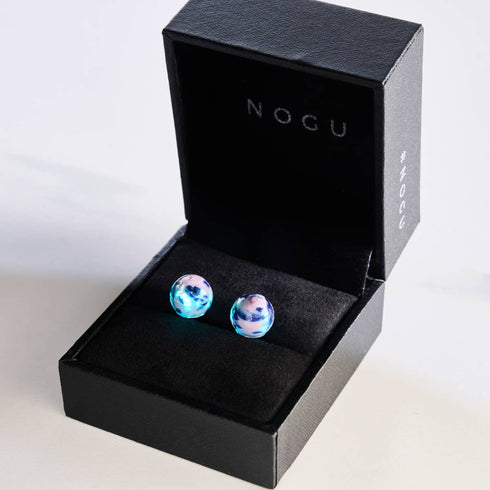 Blaue Iris | 925er Sterlingsilber | Glühwürmchen-Glas-Ohrstecker