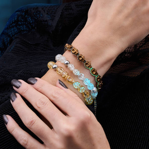 Bronzene Verzauberung | Bronzene Totenköpfe x Schwarzes GloWeave | Makramee-Armband 