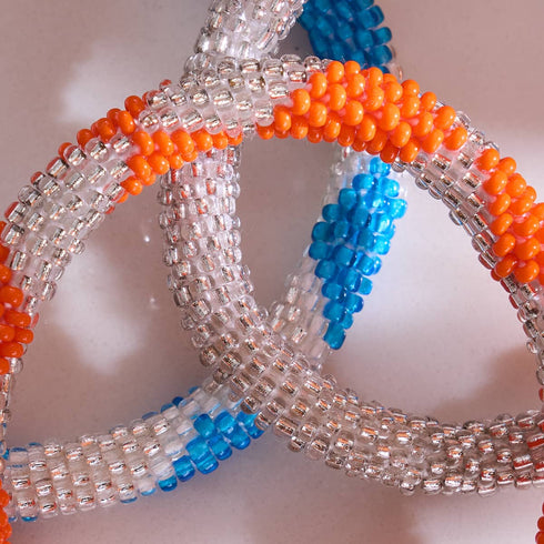 Leichte Wolken | Himalaya-Glasperlenarmband