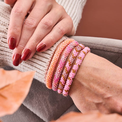 Pfirsichkoralle | Himalaya-Glasperlenarmband