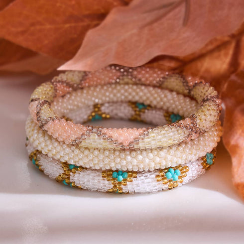 Rose Lassi | Himalaya-Glasperlenarmband