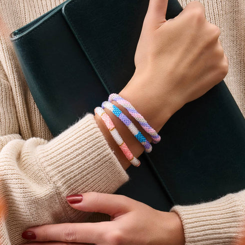 Schneekegel | Himalaya-Glasperlenarmband