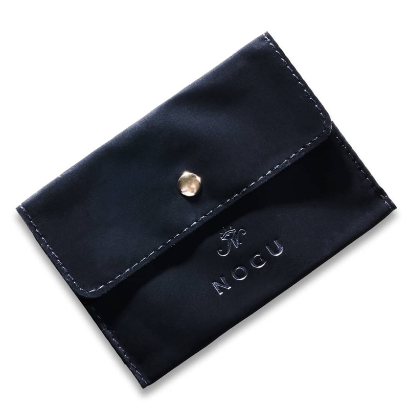 NOGU | Schwarze Reise-Clutch aus Mikro-Wildleder