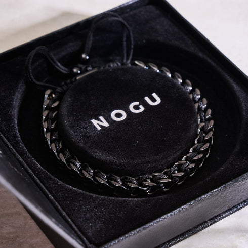 Schwarz x Rotguss | Gaia Weizenkettenarmband