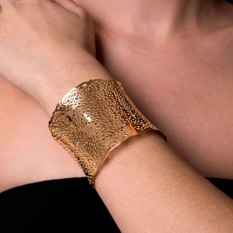 Koralle | 18 Karat Gold | Lasergeschnittene Manschette
